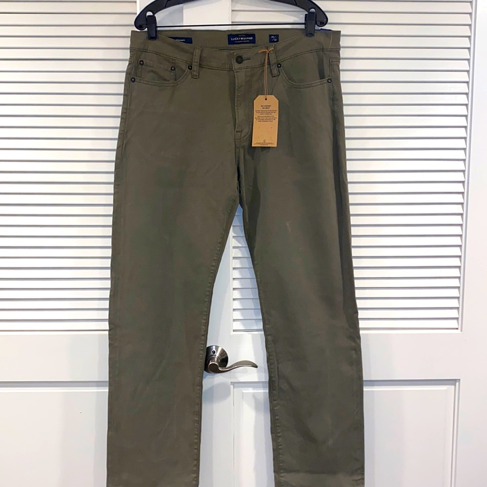 Lucky Brand NWT 363 Straight Green Khaki Pants size 34/32